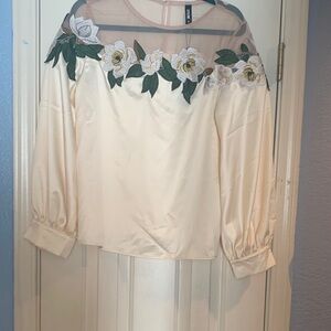 STYLEWE Cream Floral Embroidered Blouse